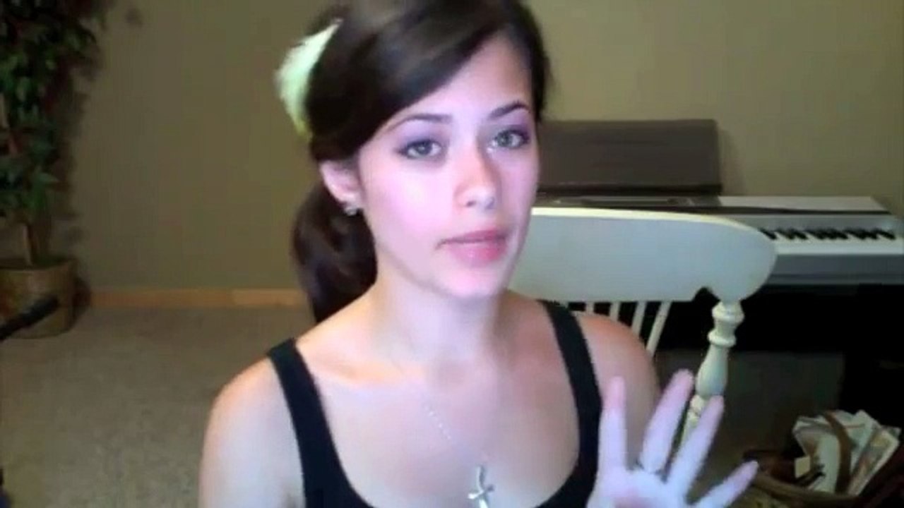 How to I know if a girl likes you Step by Step