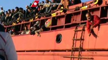 Guardia Costiera - Sbarco di immigrati (03.01.15)