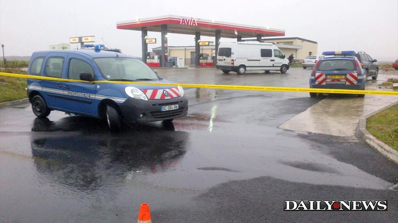 Charlie Hebdo Shooting Suspects Hold up Gas Station: Manager