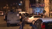 Beyoğlu'nda Polis Aracına Kurşun İsabet Etti
