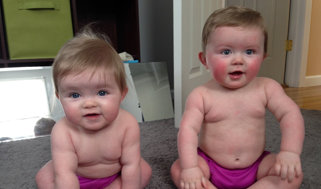 FUNNY TWIN BABIES VIDEOS