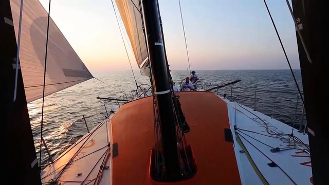 Volvo Ocean Race - El Dongfeng quiere ser más líder