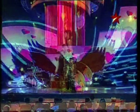 SAHARA AWARDS 2010 SHAHRUKH KHAN DANCE WITH SANIA & SHOAIB MALIK