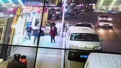 Lunatic stabs random people on street