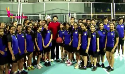 Abhishek Bachchan shows off his Basketball skills