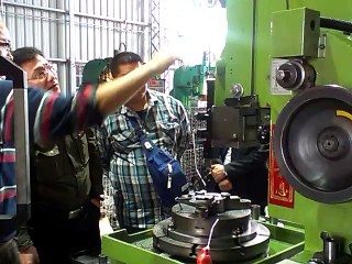 CNC Slotting Machine (NLZ-210) GEAR TYPE -齒輪式插床