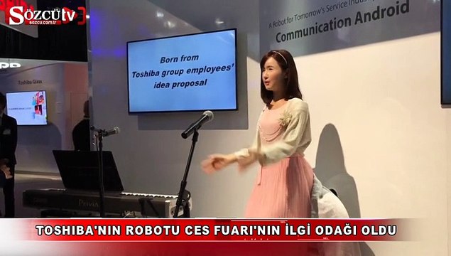Robot kadın izleyenleri şaşırttı