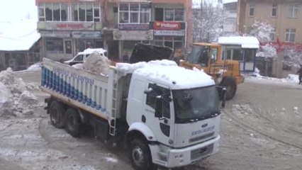 Şemdinli'de Kar Yağışı
