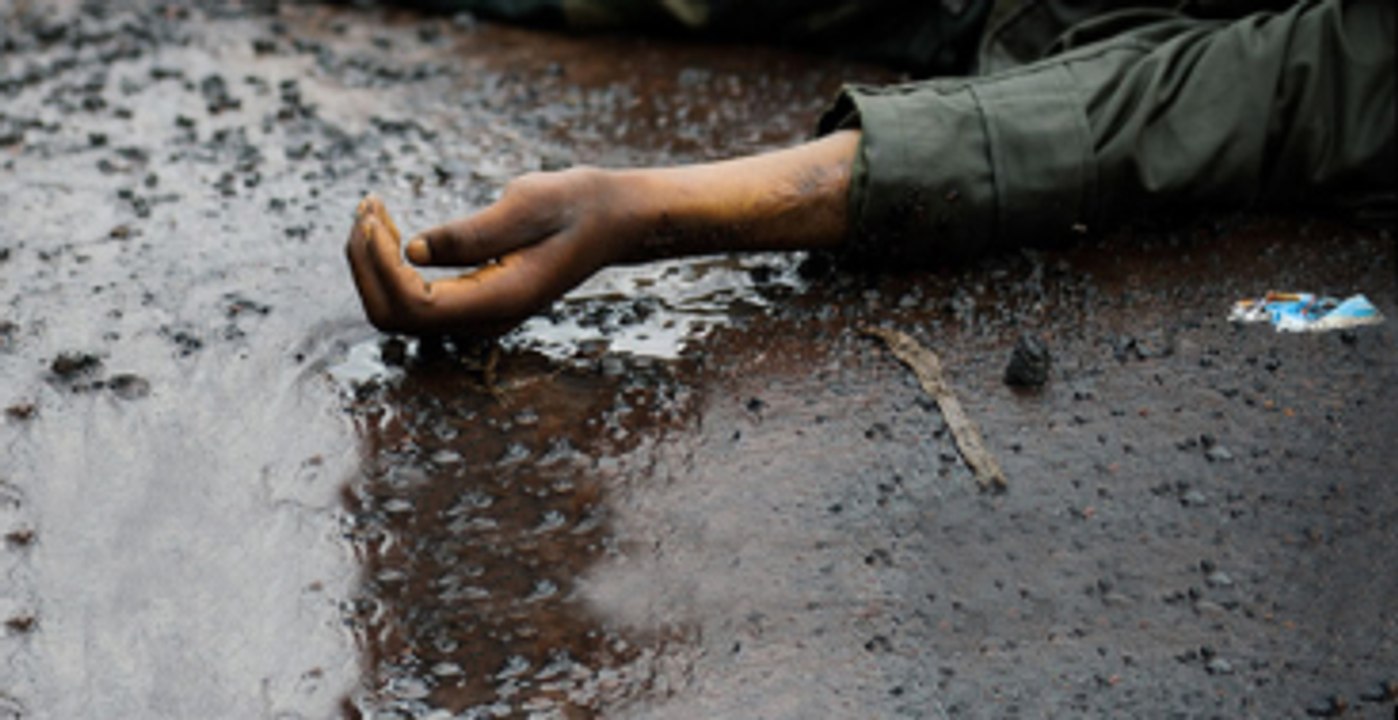Narenciye Bahçesinde Yüzü Soyulmuş, Boğazı Kesilmiş Ceset Bulundu
