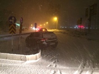 Kar, Diyarbakır'ı da Etkisi Altına Aldı