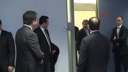 Bakan Zeybekçi AB Komiseri Hahn ile Görüştü