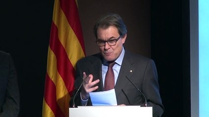 Mas acusa ERC de voler 'disputar-se les engrunes del poder autonòmic'