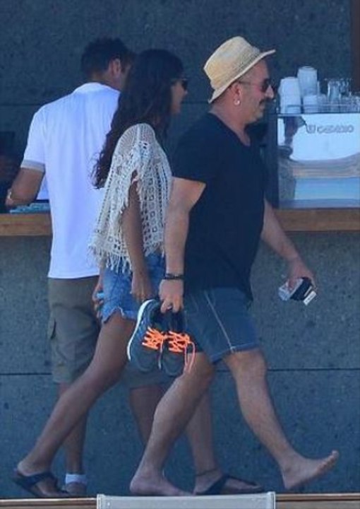 Cem YIlmaz'ı Eski Sevgilisi Arayınca Bakın Ne Yapmış!