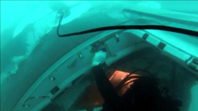 Detectados sons das caixas-pretas do avião da AirAsia