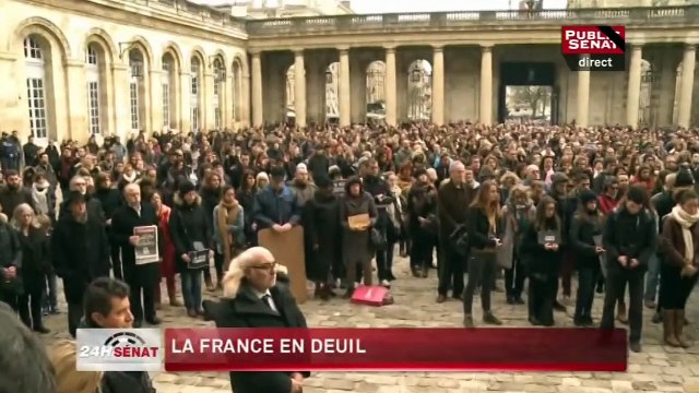 Minute de silence : hommage aux victimes de Charlie Hebdo (08/01/2015)