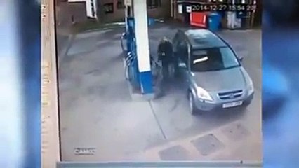 Quand je laisse la voiture à ma femme pour faire le plein !