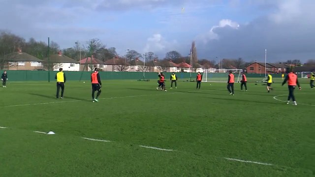 Steven Gerrard brilliant volley in Training Liverpool