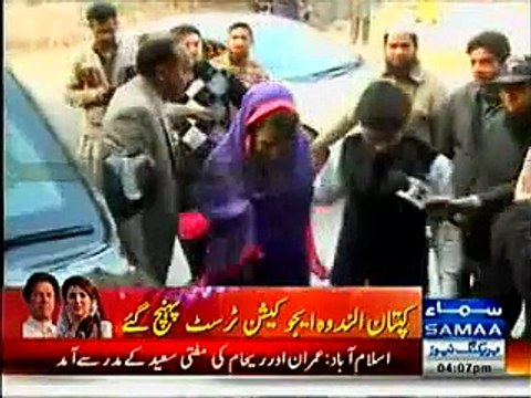 Imran Khan And Reham Khan Reached Mufti Saeed Madarsa For Valima!