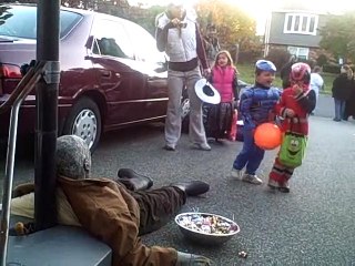 Scaring people on Halloween part 1
