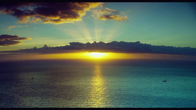 AU COEUR DE L'OCEAN - Bande-annonce VO