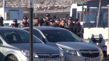 Sivas'ta Suç Örgütü Operasyonunda 10 Kişi Adliyeye Sevk Edildi