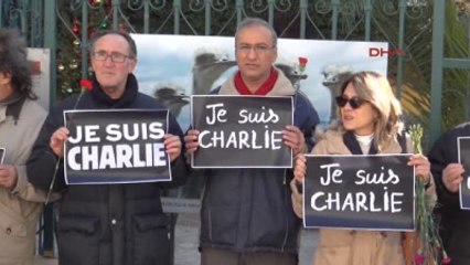 İzmir'de Fransa Saldırıları Protesto Edildi