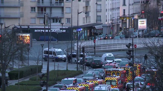 Images de l'assaut porte de Vincennes