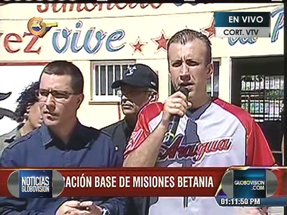 El Aissami exhorta a Maduro a seguir trabajando