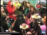 People Celebrates Imran Khan's Marriage