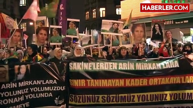 Paris'te Öldürülen PKK'lı 3 Kadın Beyoğlu'nda Anıldı