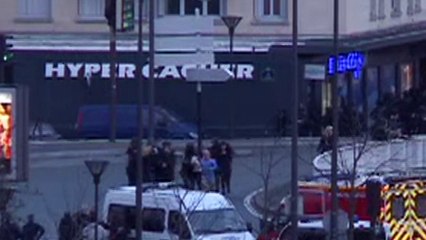 Geiselnahmen in Frankreich beendet - Attentäter tot