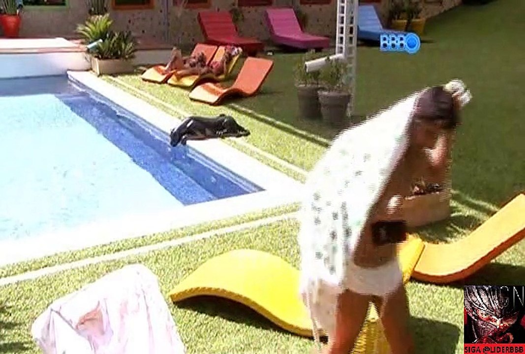 BBB14 - Clanessa Pagando Promessa #AquecimentoBBB