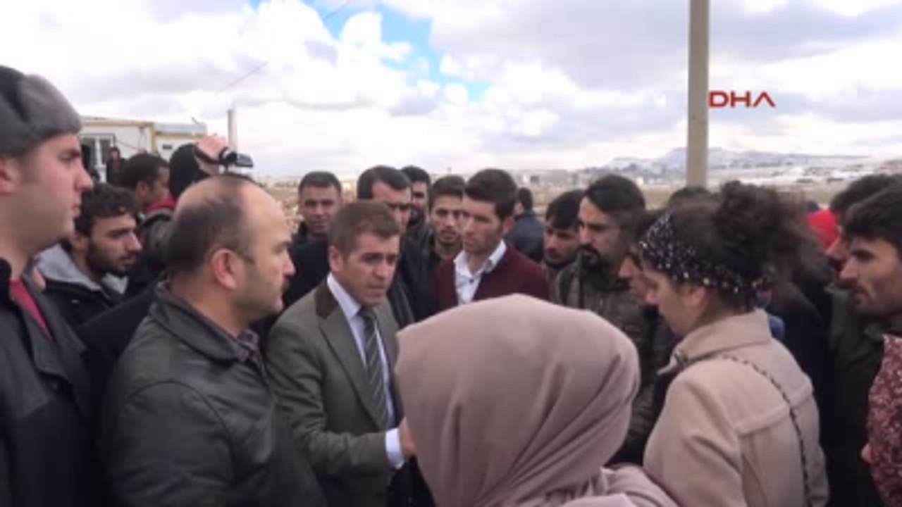 Mardin'de Üniversite Öğrencilerden Ulaşım Eylemi