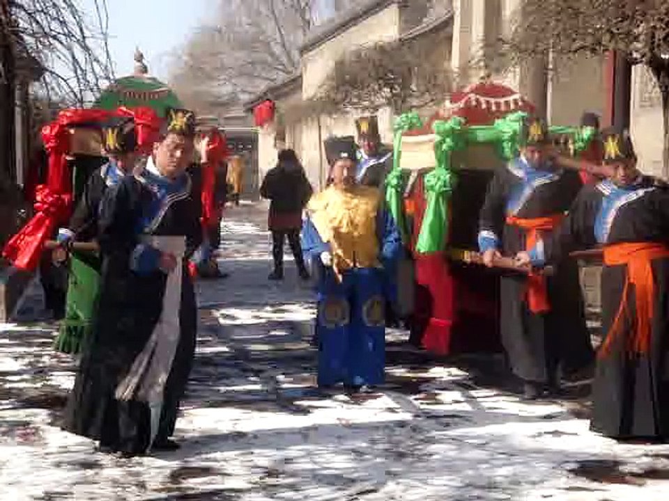 Chinese Dance On Folk Song