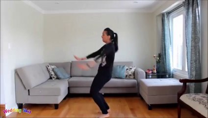 Beautiful indian girl dancing on song BABY DOL MEIN SONY DI