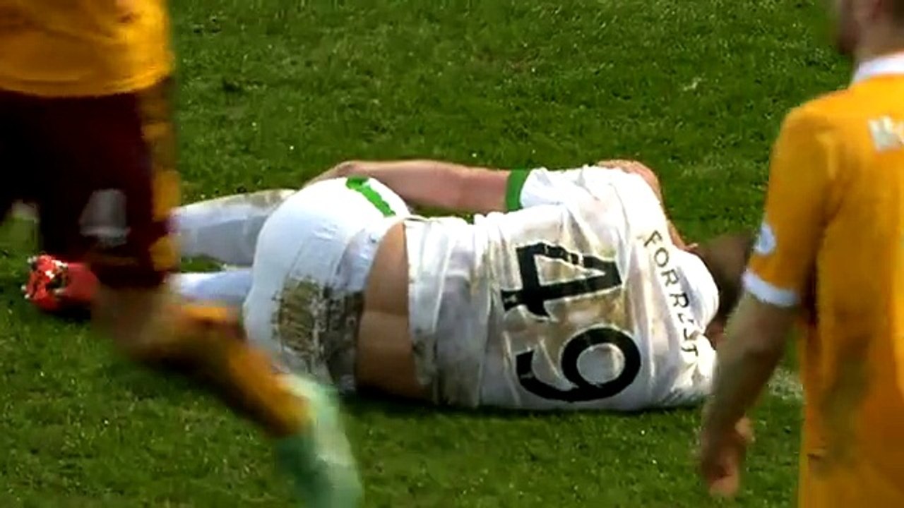 Well defender receives red!