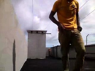 tera Dyan kidar hai tera hero eidar hai..