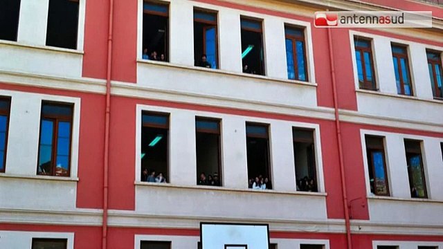TG 09.01.14 Charlie Hebdo: la Francia col fiato sospeso, manifestazioni in Puglia