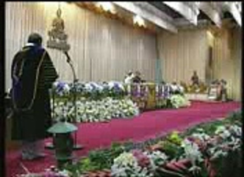 VCD รับปริญญาตรี แผ่นที่ 2 ประพันธ์ เวารัมย์ รุ่นที่ 29 (จบ 1 มิ.ย. 2546)