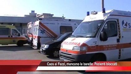 Download Video: Caos al Fazzi, mancano le barelle. Pazienti bloccati