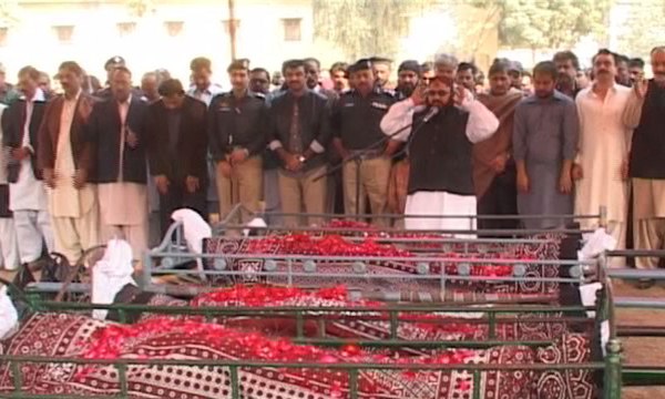 Mirpurkhas :Funeral prayers offered for deceased policemen