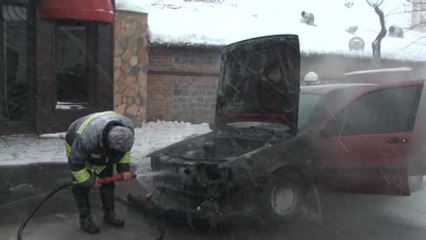 Yeni Satın Aldığı Otomobil Yanınca Gözyaşı Döktü