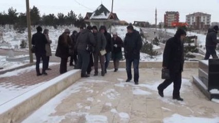 Sivas -Meslektaşları İsmail Güneş'i Unutmadı