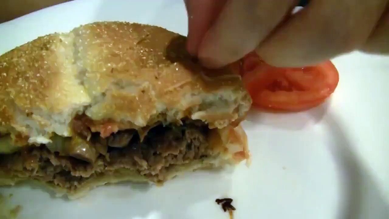 Fast FOOD! Kesin İzlenmesi Gereken Bir Video  Çevreni Bilgilendirmek istiyorsan Paylaş !