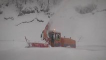 Bolu Dağı'nda Kar Yağışı Ulaşımı Aksatıyor