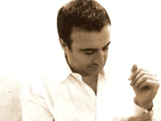 Radyo Megasite'nin Sahibi Evinin Önünde Öldürüldü