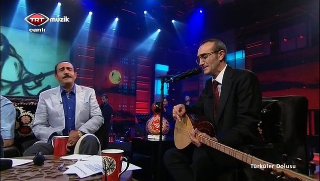 07 cengiz özkan ne feryad edersin divane bülbül 26.11.2012 türküler dolusu