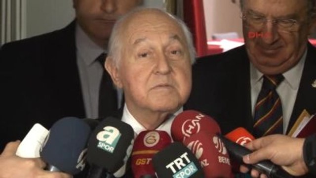 Galatasaray Kulübü Başkanı Yarsuvat Sneijder İçin 50 Milyon Euro Veriyorlarsa Hemen Satarım