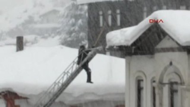 Bolu - Kar Yağışı Bolu Dağı'nda Ulaşımı Etkiliyor