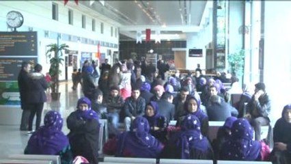 210 Kişilik Yılın İlk Umre Kafilesi Yola Çıktı